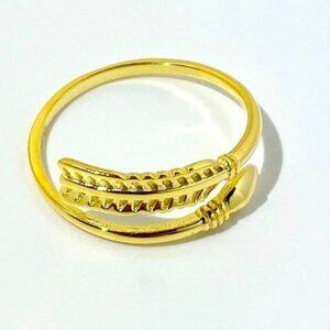 Arrow Ring 18K Yellow Gold plated over 925 Sterling Silver